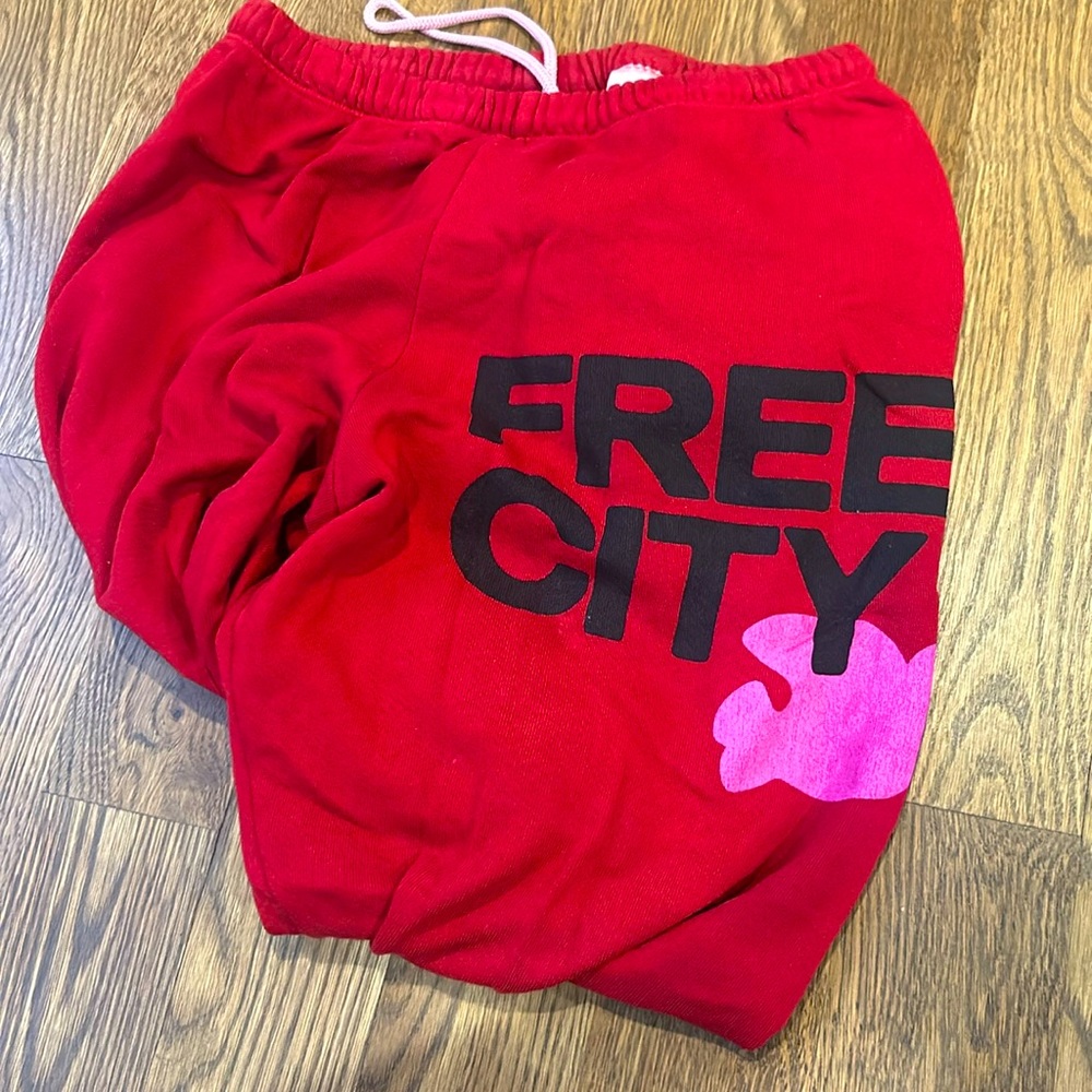 Freecity red sweatpants